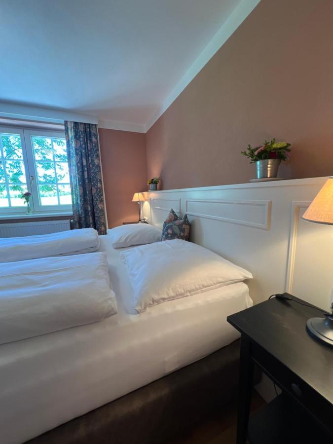 Landgasthof Hotel Linde Stumm Exterior foto